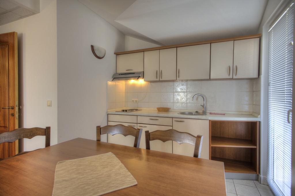 זאטון Aparthotel Zaton מראה חיצוני תמונה