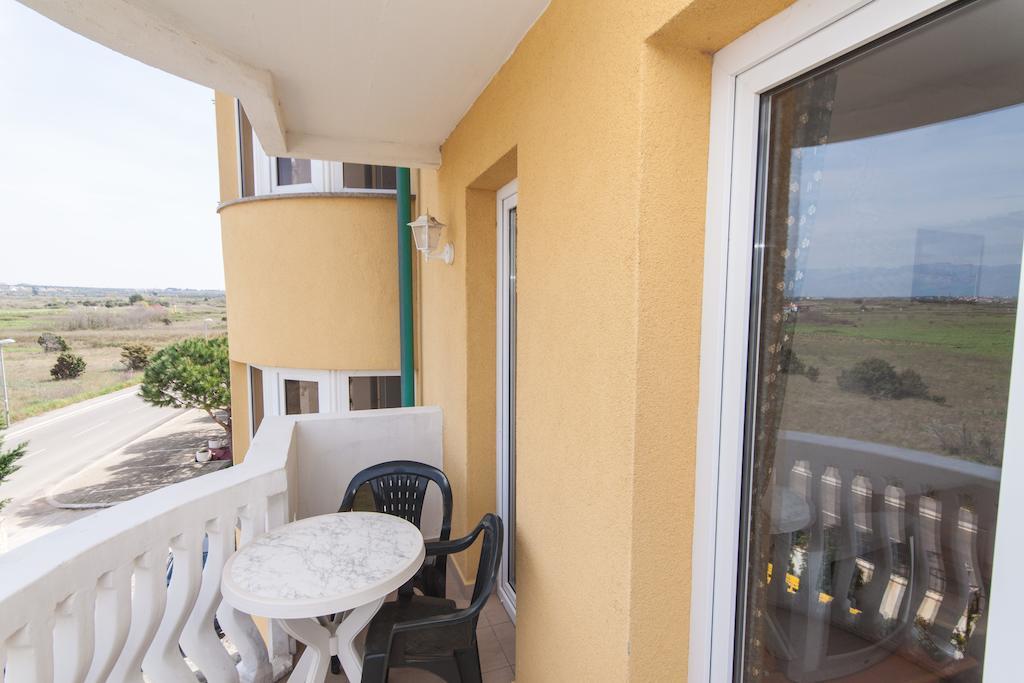 זאטון Aparthotel Zaton מראה חיצוני תמונה