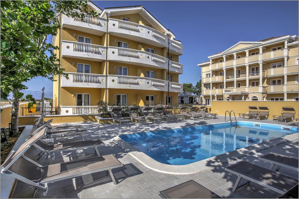 זאטון Aparthotel Zaton מראה חיצוני תמונה