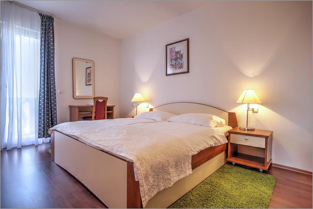 זאטון Aparthotel Zaton מראה חיצוני תמונה