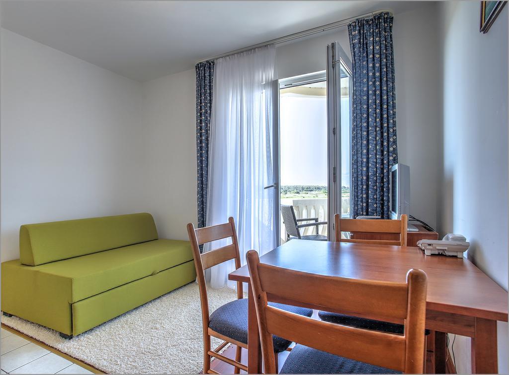 זאטון Aparthotel Zaton מראה חיצוני תמונה