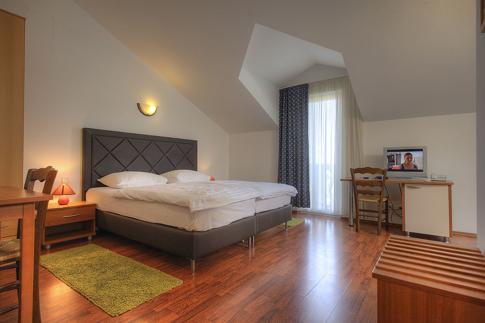 זאטון Aparthotel Zaton מראה חיצוני תמונה